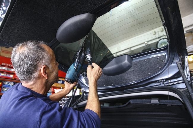 Araçlarında cam filmi olanlar sanayilere akın ediyor